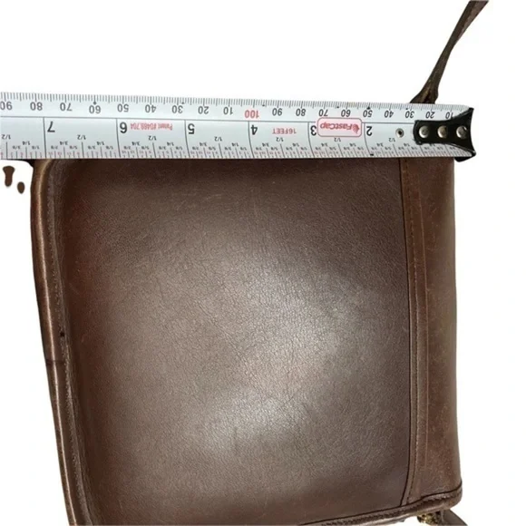 Coach vintage brown leather companion legacy messenger crossbody bag 9076